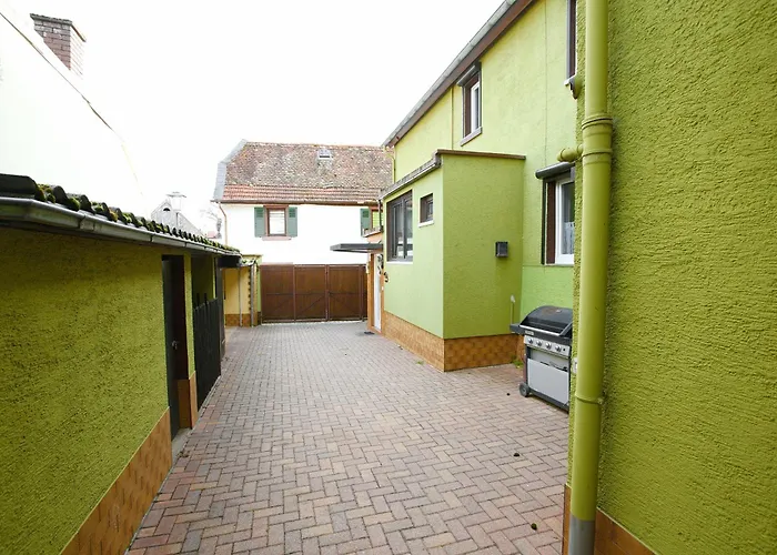 Holiday home Wohlfuehl-oase Osthofen